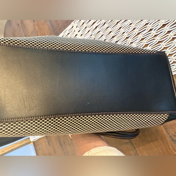 Coach Large Ava Fabric Zip Top Tote With Gold Hardware. Excellent Condition. - Picture 7 of 7